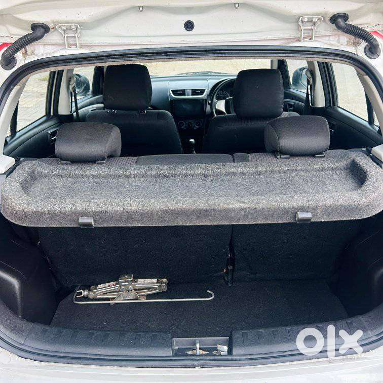 Maruti Suzuki Swift Vxi Glory Limited Edition, 2016, Petrol