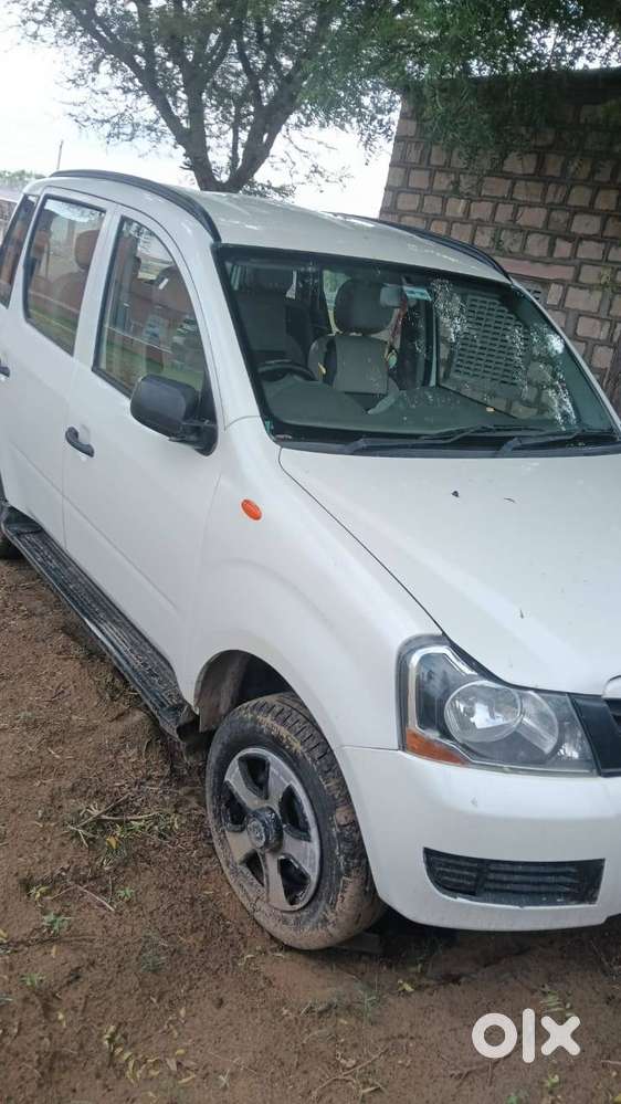 Mahindra Quanto 2012
