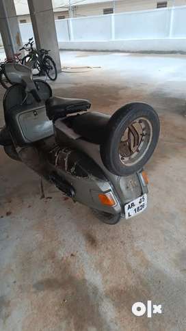 Bajaj Chetak Buy Sell Second Hand Scooty in Dabeerpura Used Scooters in Dabeerpura OLX