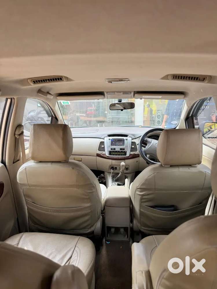 Well Maintained Family Using Innova, Urgent Sale