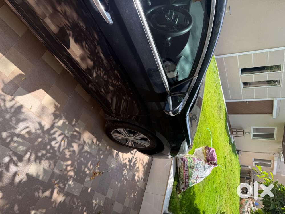 Verna 2019 Black Colour