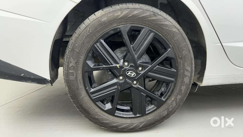 Hyundai Verna 1.5 Sx Turbo Petrol Mt, 2023, Petrol