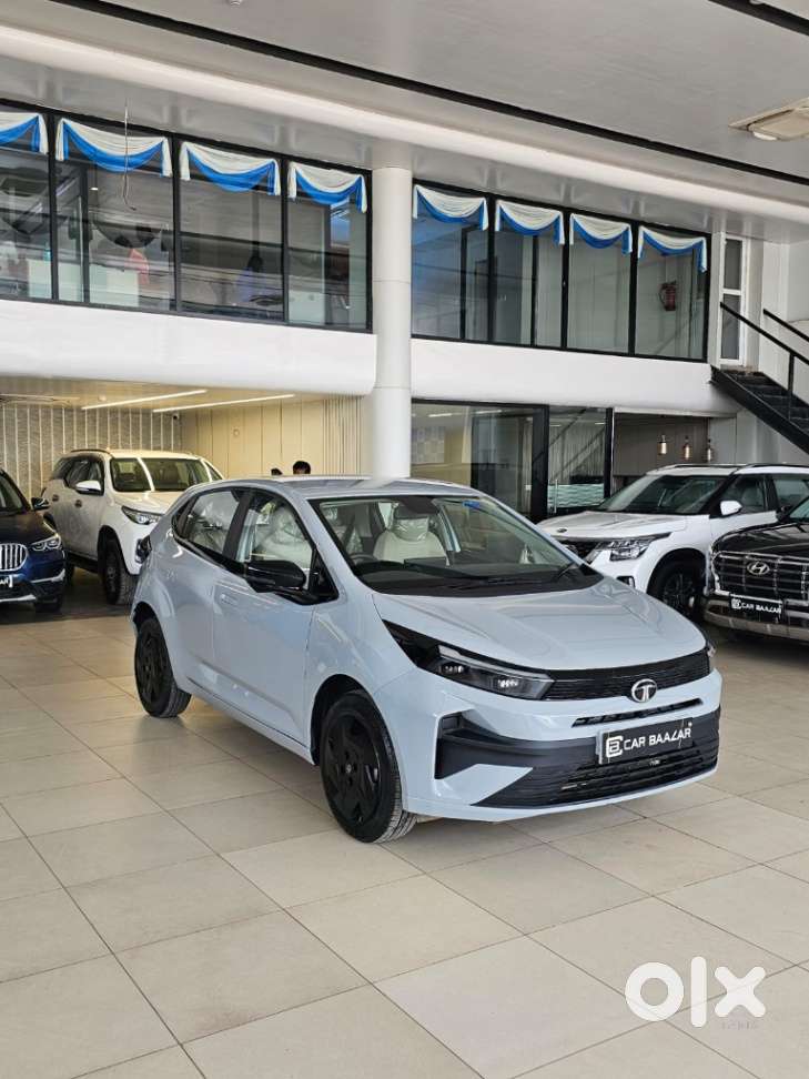 Tata Altroz Creative S, 2026, Petrol