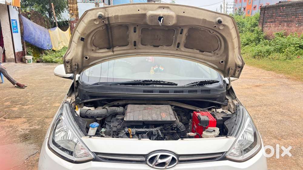 Hyundai Xcent Petrol 2016