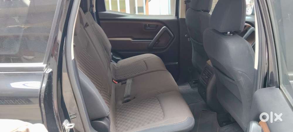 Mahindra Thar Lx D 4wd At, 2023, Diesel