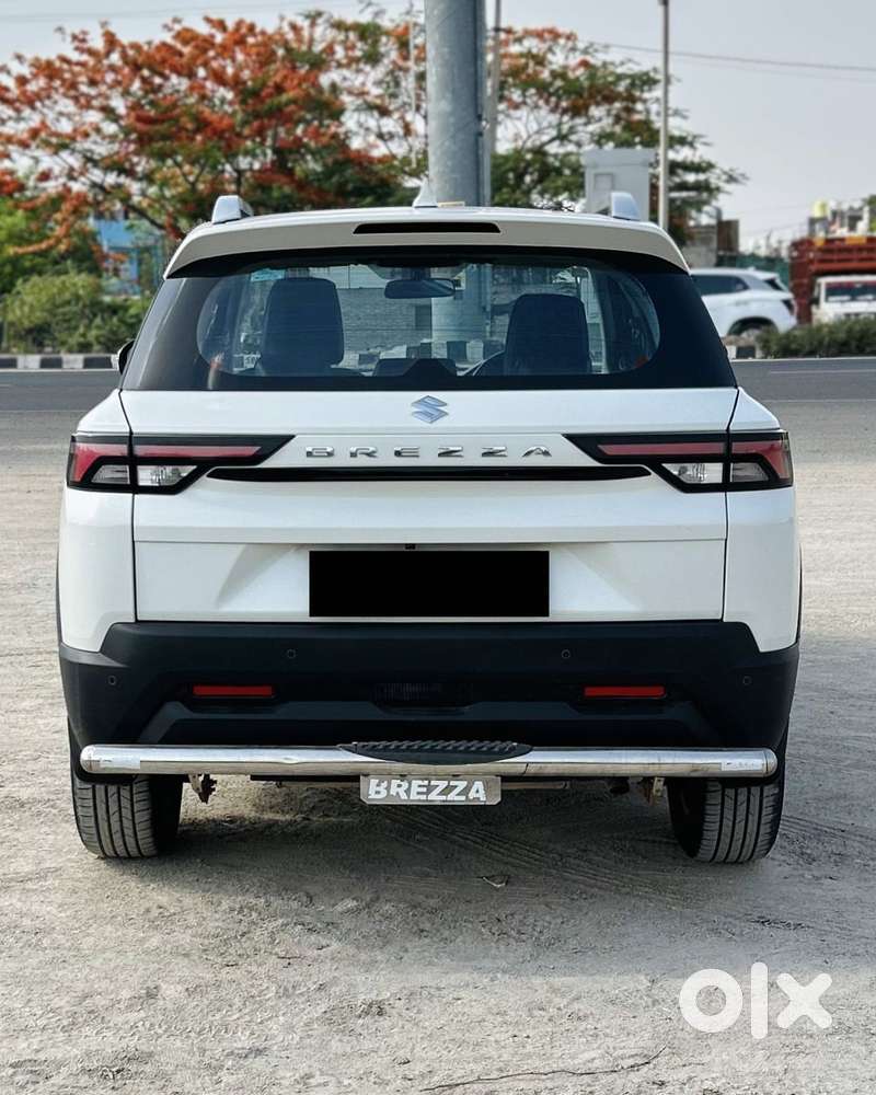Maruti Suzuki Brezza 1.5 Vxi Smart Hybrid, 2023, Petrol
