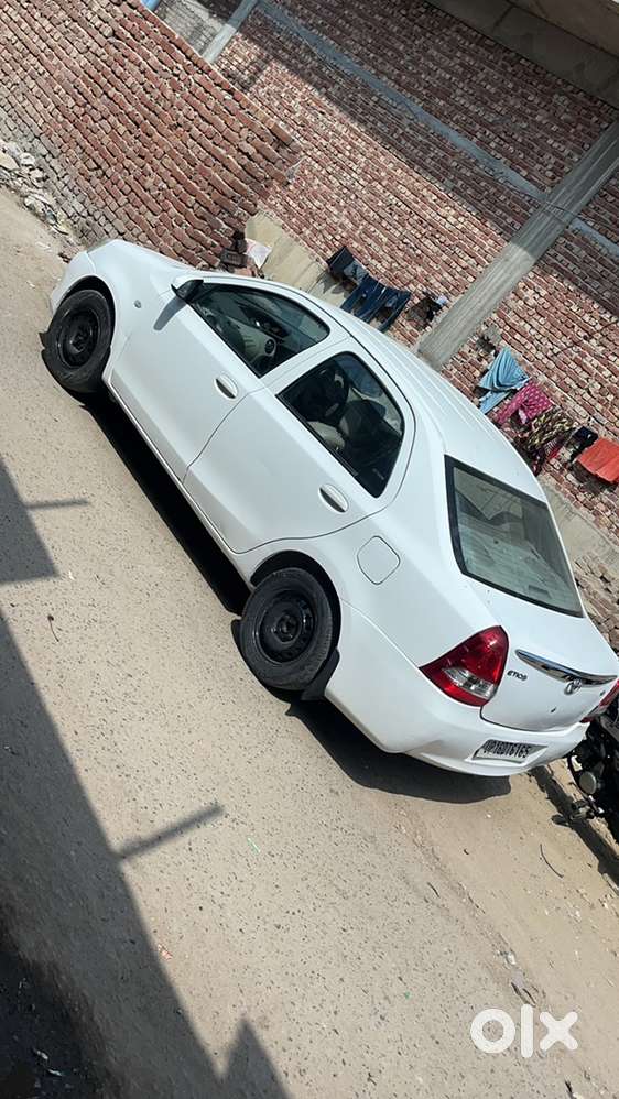 Toyota Etios 1.5 G 2016 Model Cng/petrol