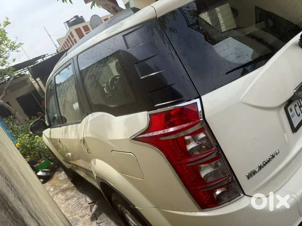 Mahindra Xuv500 2012