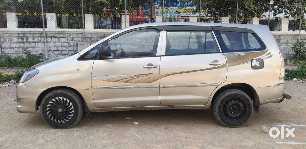 Toyota Innova 2.5 G (diesel) 8 Seater, 2008, Diesel