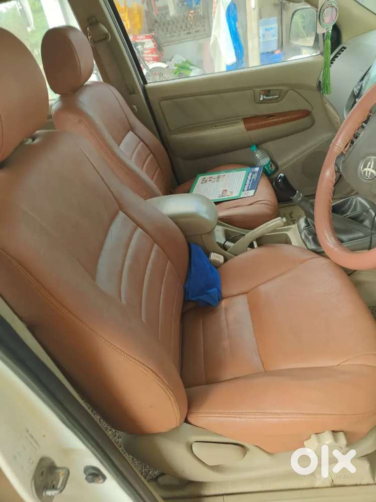 Toyota Fortuner 2009 Dec, 4*4 Manual, 240000kms Driven, New Tyres
