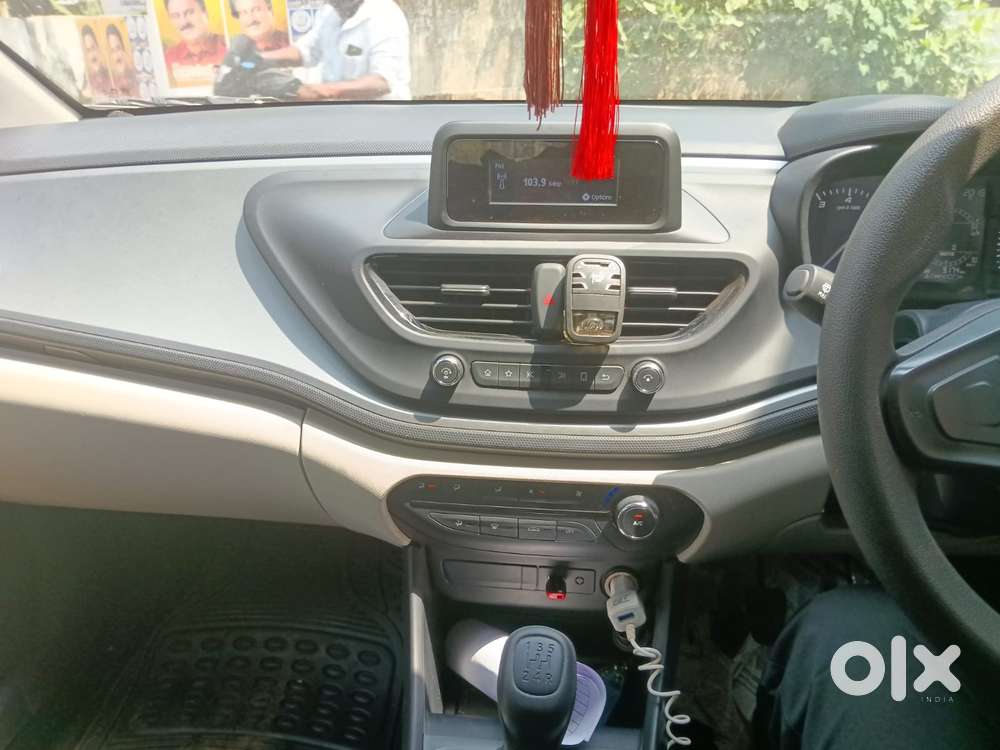 Tata Altroz 1.2 Xe Plus Petrol, 2022, Petrol