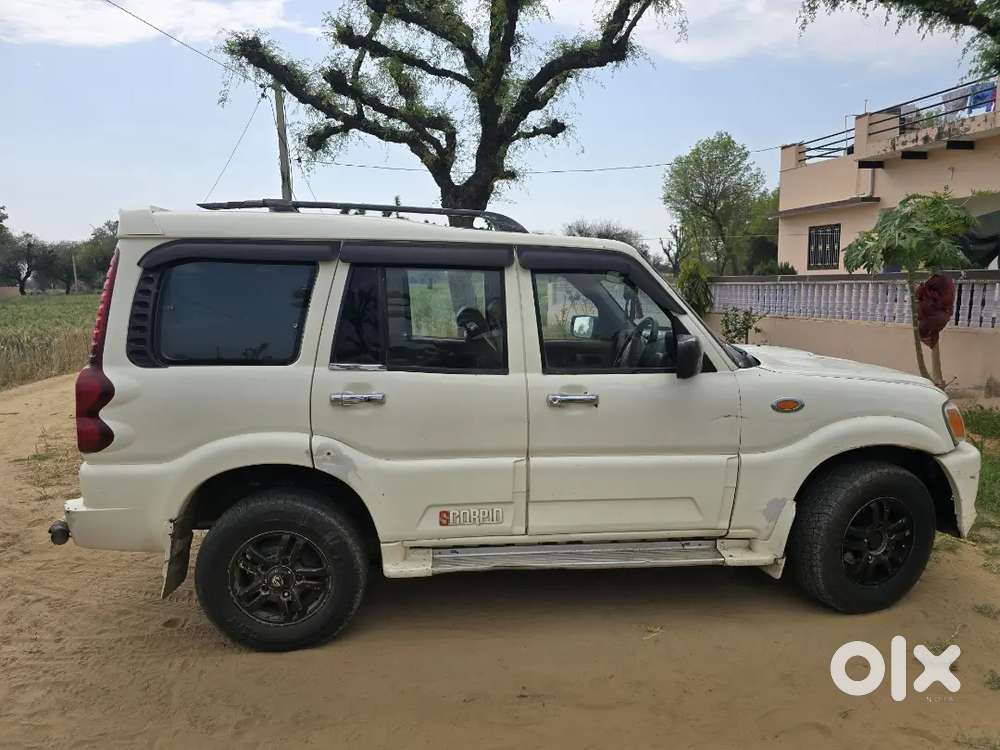 Mahindra Scorpio Classic 2012 Diesel Variant