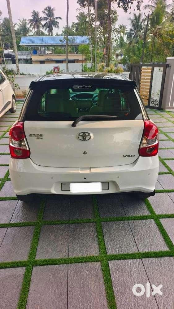 Toyota Etios Liva 2017 Diesel Well Maintained