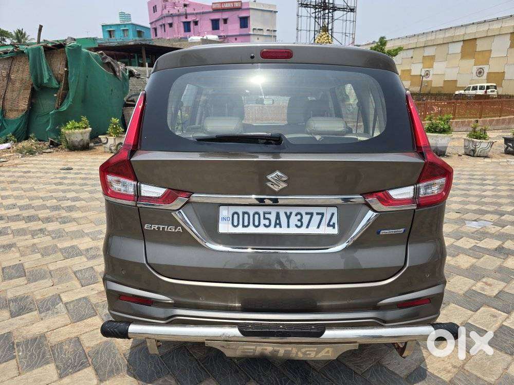 Maruti Suzuki Ertiga Zxi Plus Shvs, 2021, Petrol