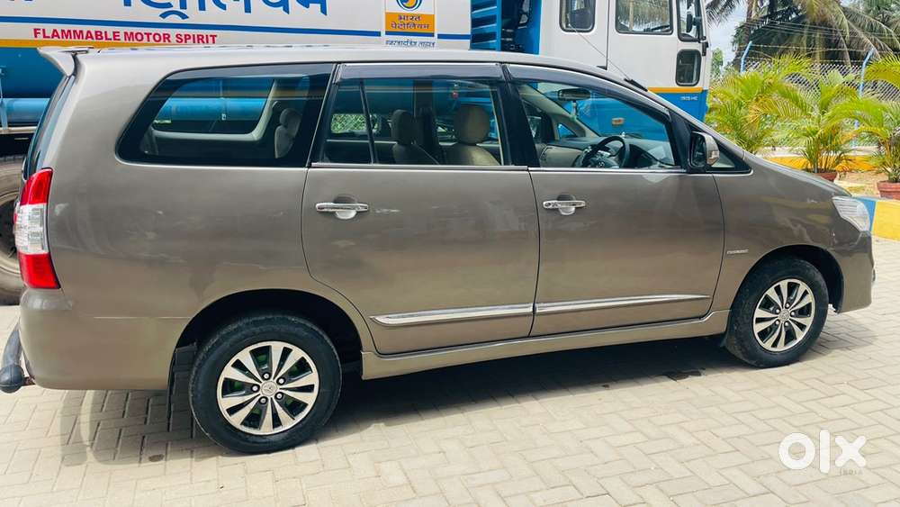 Toyota Innova Diesel 2015