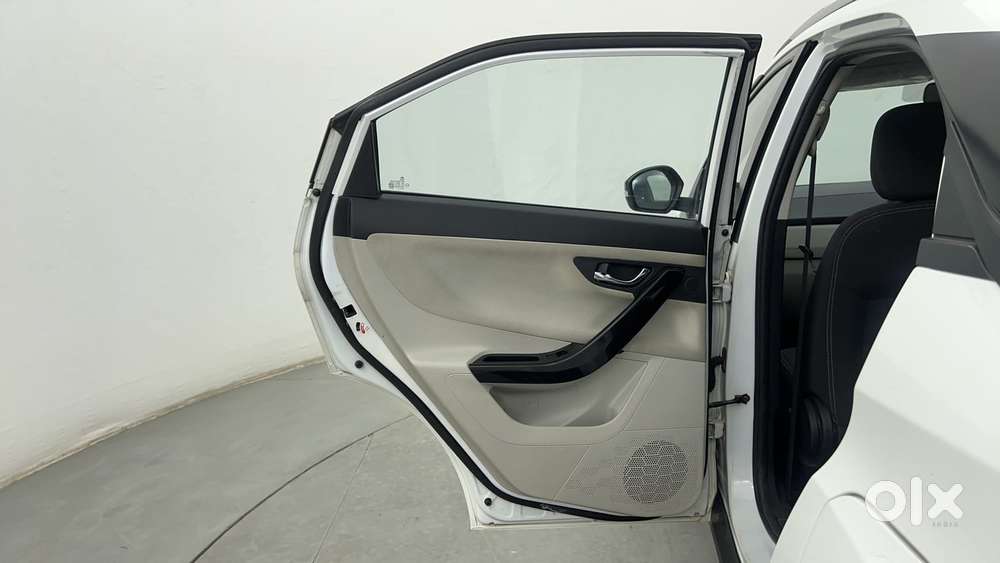 Tata Nexon 1.5 Revotorq Xza Plus, 2023, Diesel