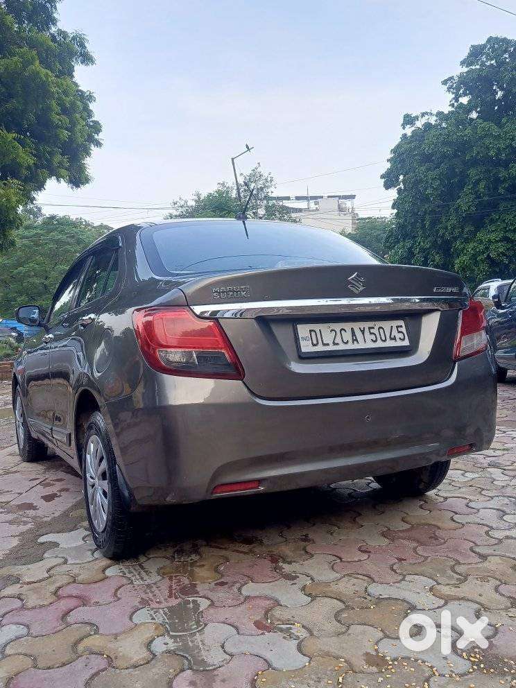 Maruti Suzuki Dzire 1.2 Lxi, 2018, Cng & Hybrids
