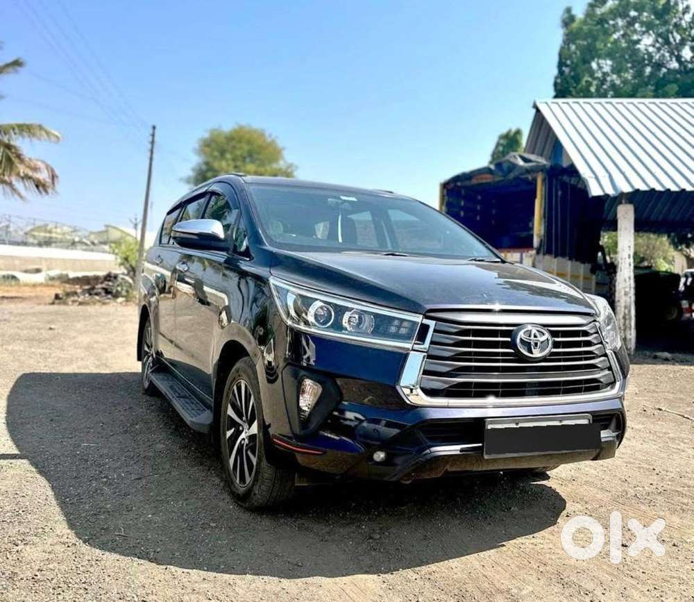 Dr Owned Toyota Innova Crysta Auto 2021 Diesel 40700 Km Driven