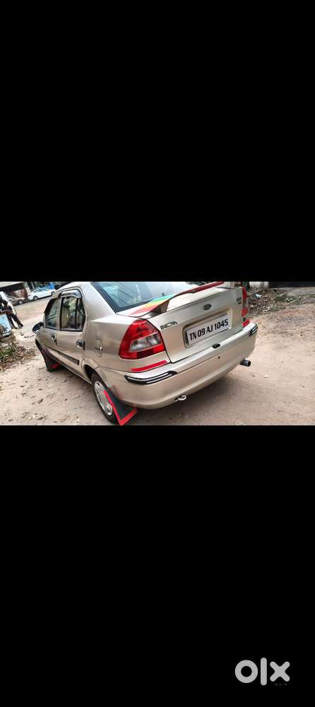 Ford Ikon, 2004, Petrol