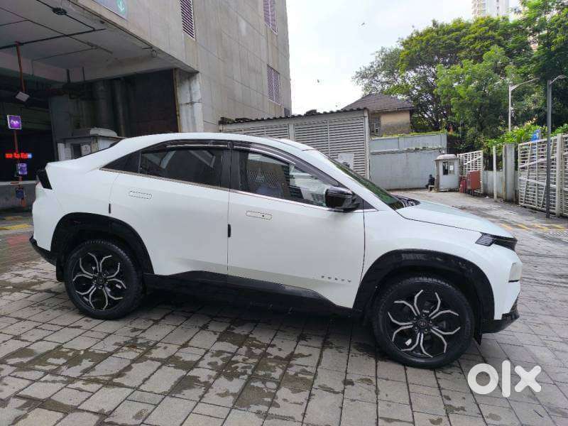 Tata Curvv Creative 1.2 Revotron Petrol 6mt, 2024, Petrol