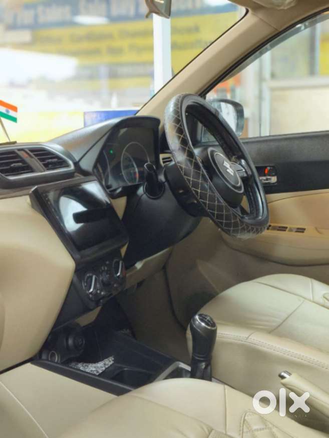 Maruti Suzuki Dzire 1.2 Vxi, 2023, Petrol
