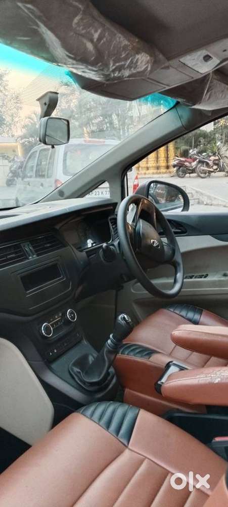 Mahindra Marazzo M2 8str, 2022, Diesel