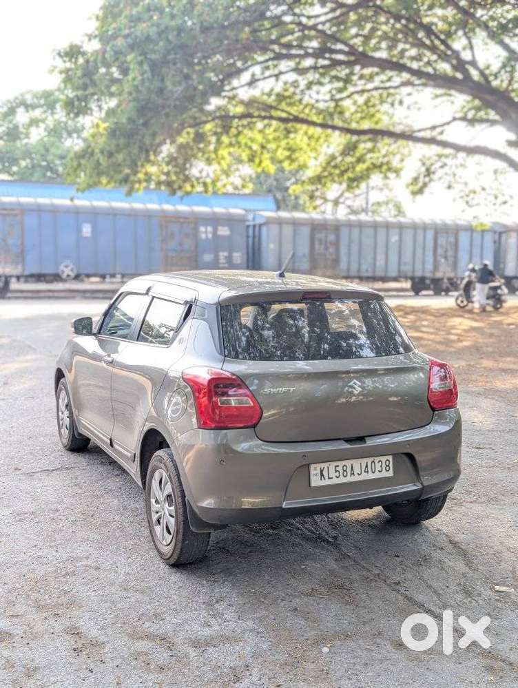 Maruti Suzuki Swift 1.2 Vxi (o), 2023, Petrol