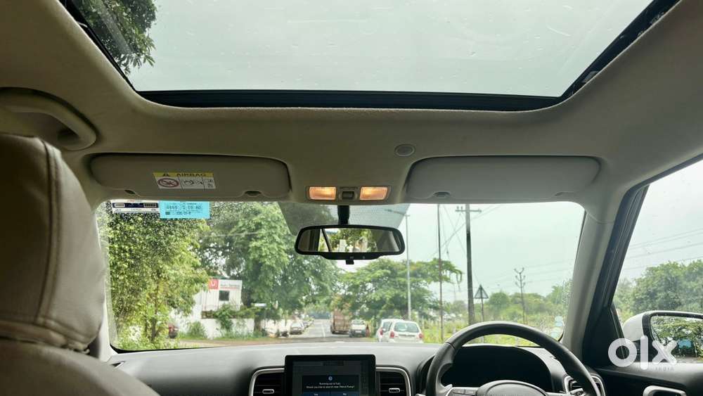 2021 Hyundai Venue Petrol Turbo Dct,driven 37000