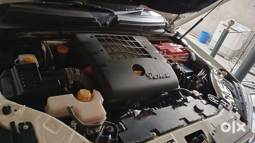 Mahindra Scorpio S10 2016
