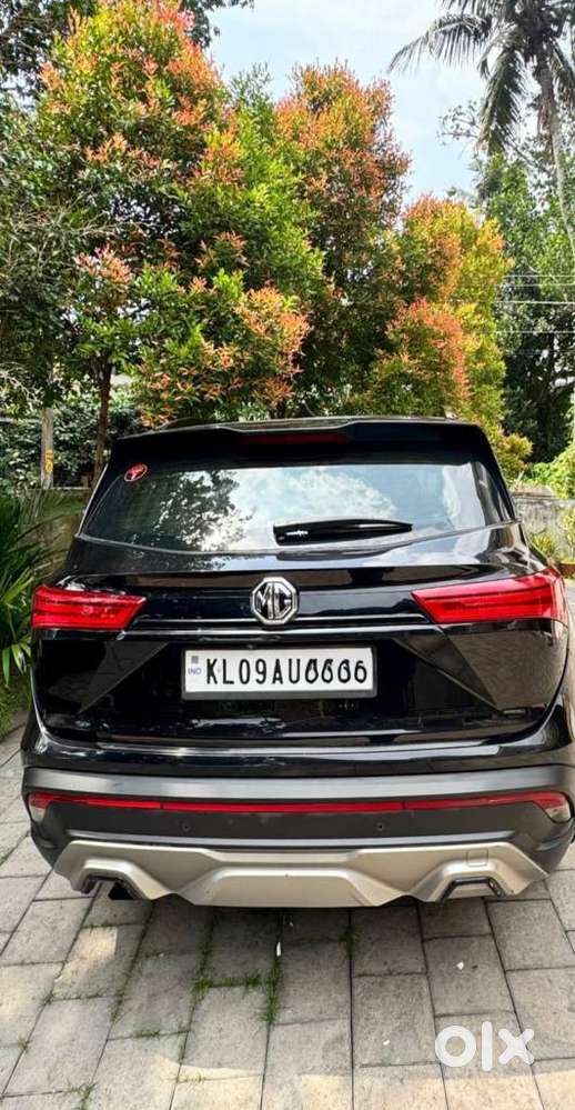 Mg Hector Plus 1.5 Sharp Turbo Cvt 6 Str, 2022, Petrol