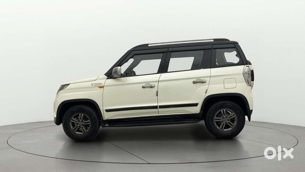 Mahindra Tuv 300 T10, 2019, Diesel
