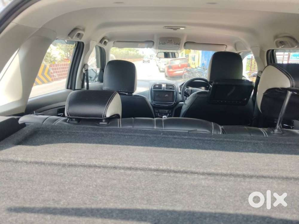 Maruti Suzuki Brezza 1.5 Zxi Smart Hybrid, 2020, Petrol