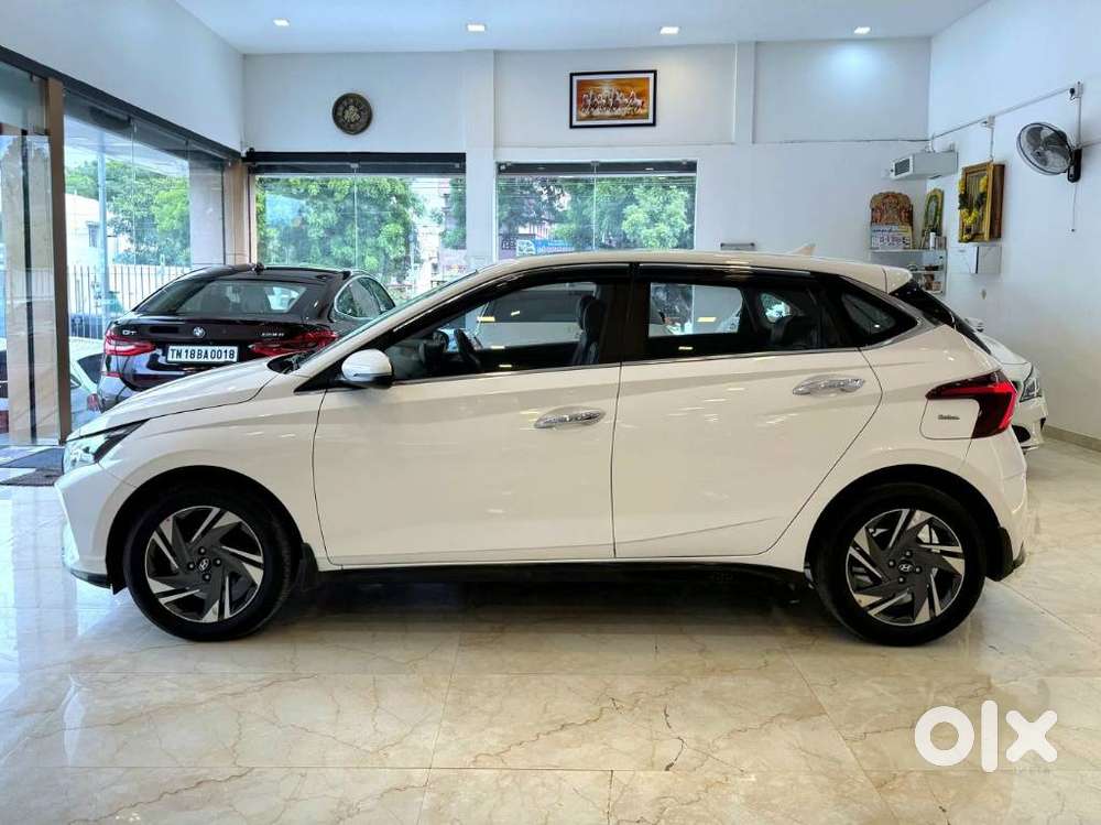 Hyundai I20 Asta (o) 1.0 Turbo Dct, 2022, Petrol
