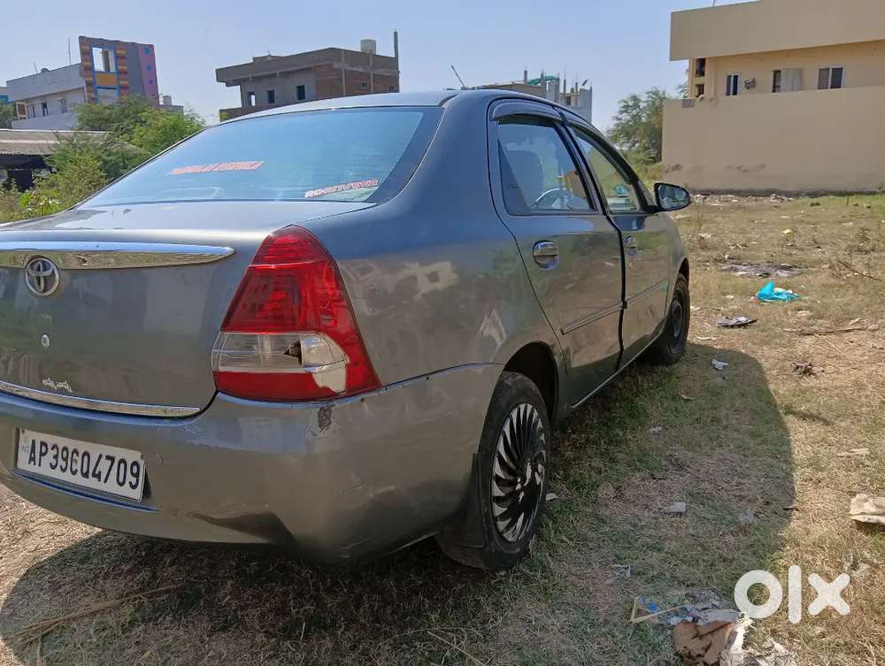 Toyota Etios 2013 Diesel 272000 Km Driven