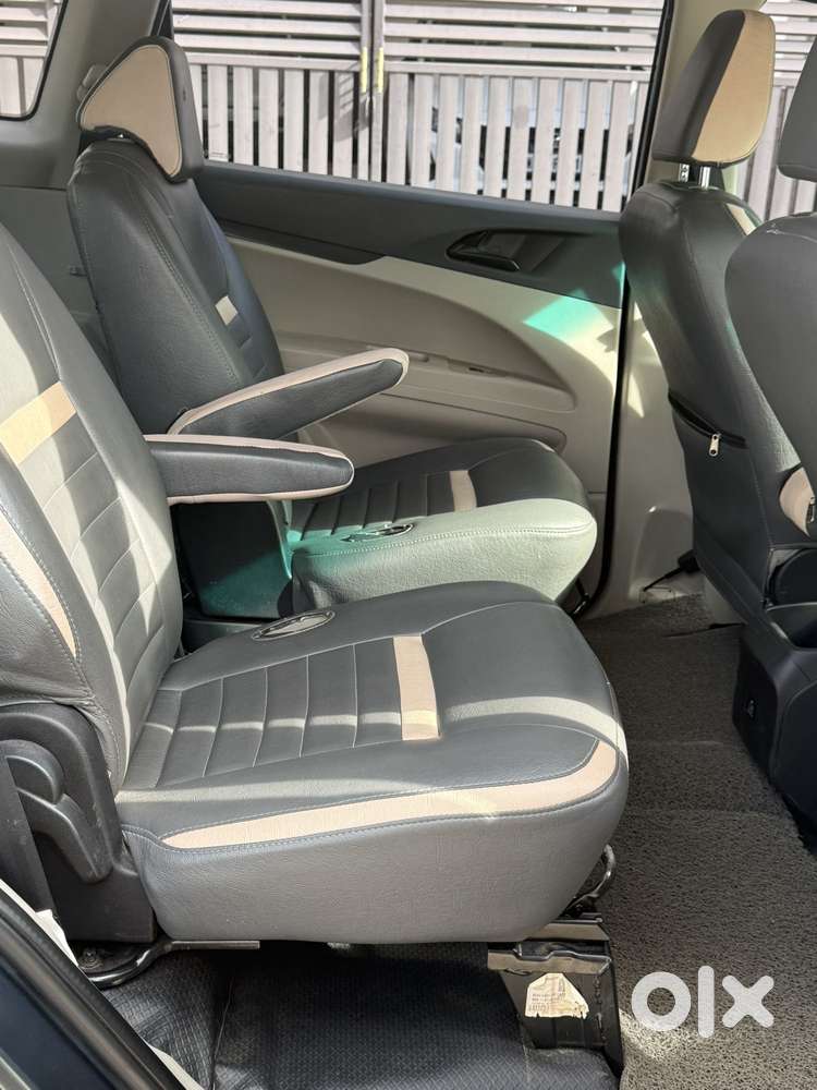 Mahindra Marazzo M4 8str, 2019, Diesel