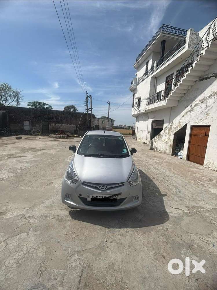 Hyundai Eon 2012 Petrol Well Maintained