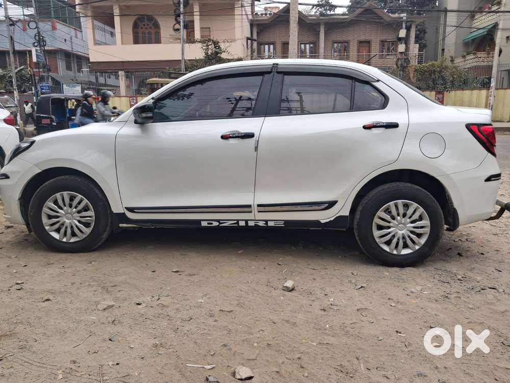 Maruti Suzuki Dzire 1.2 Vxi, 2023, Petrol