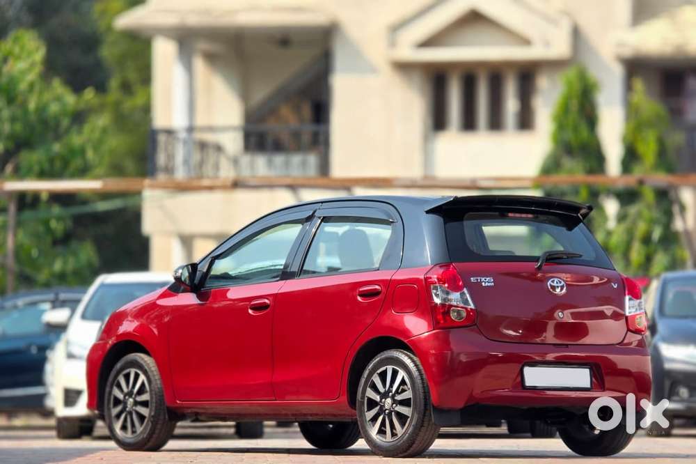 Toyota Etios Liva V Dual Tone, 2019, Cng & Hybrids