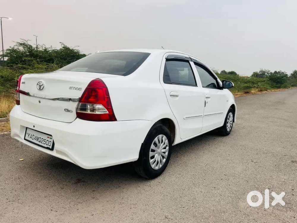 Toyota Etios 2015 Diesel Well Maintained