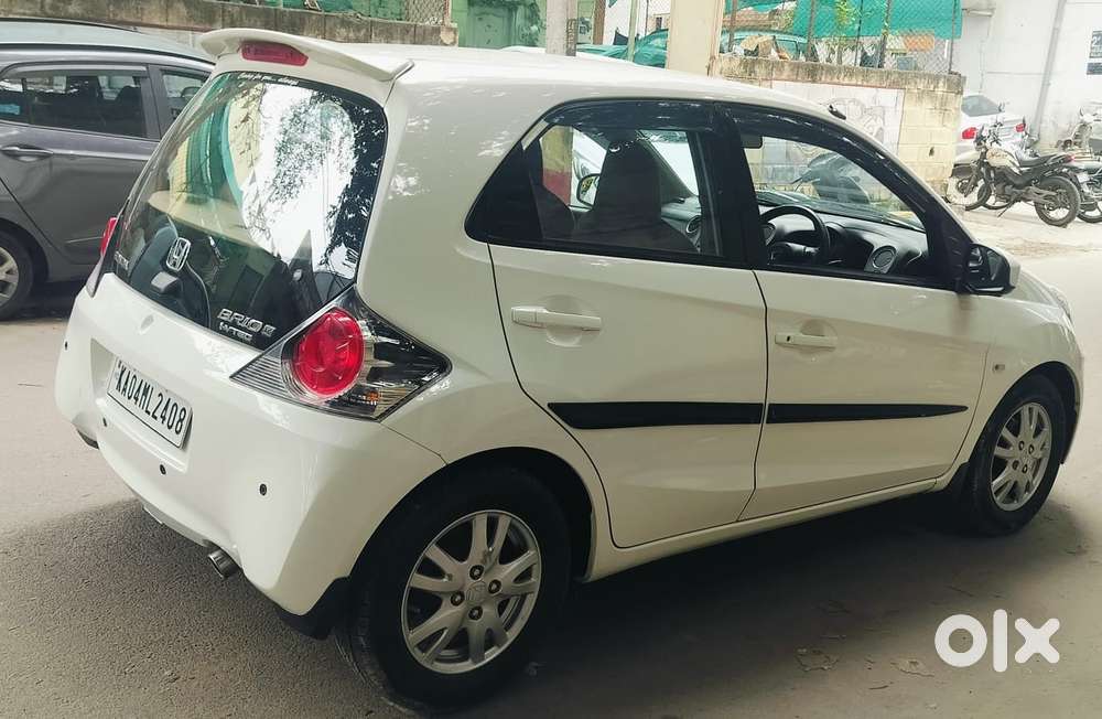 Honda Brio V Mt, 2012, Petrol