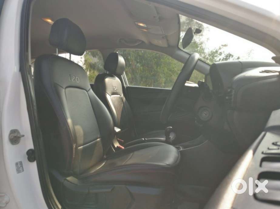Hyundai I20 Sportz 1.2 Mt, 2023, Petrol