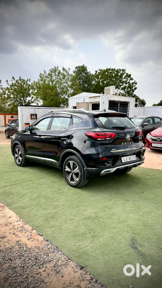 Mg Astor Petrol 2022 Savvy Red Cvt Auto