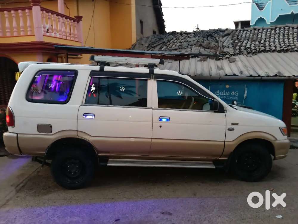Chevrolet Tavera 2011 Diesel 210099 Km Driven