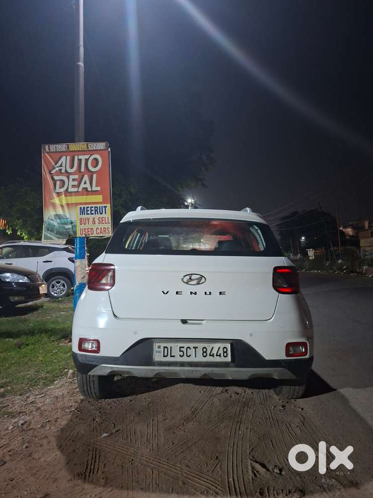 Hyundai Venue S 1.2 Petrol, 2022, Petrol