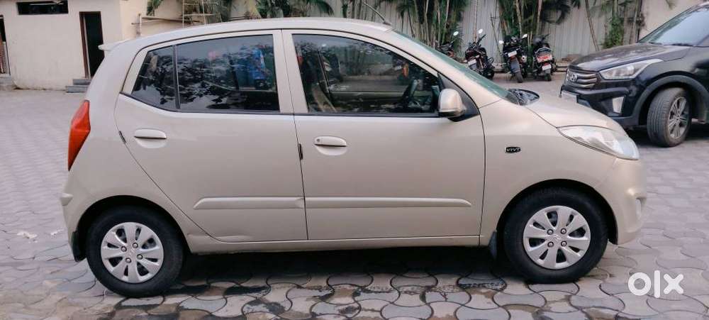 Hyundai I10 Sportz, 2012, Petrol