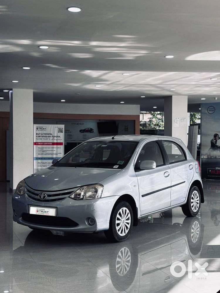 Toyota Etios Liva G, 2012, Petrol
