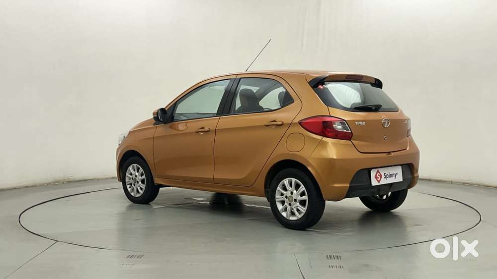 Tata Tiago Xza, 2017, Petrol