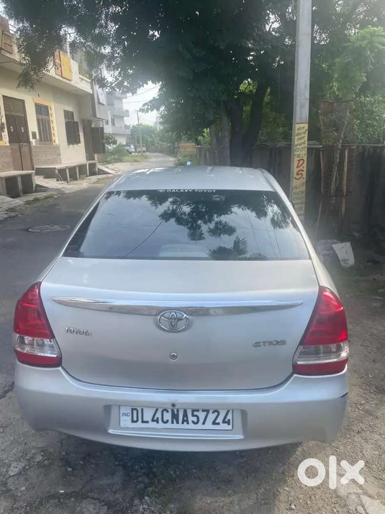 Toyota Etios G Exclusive 2011