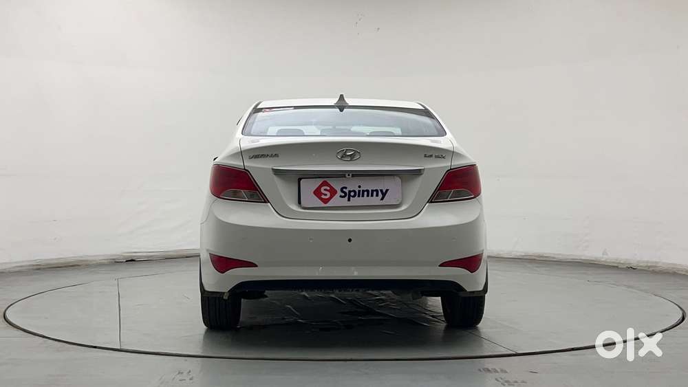 Hyundai Verna Fluidic 1.6 Vtvt Sx, 2016, Petrol