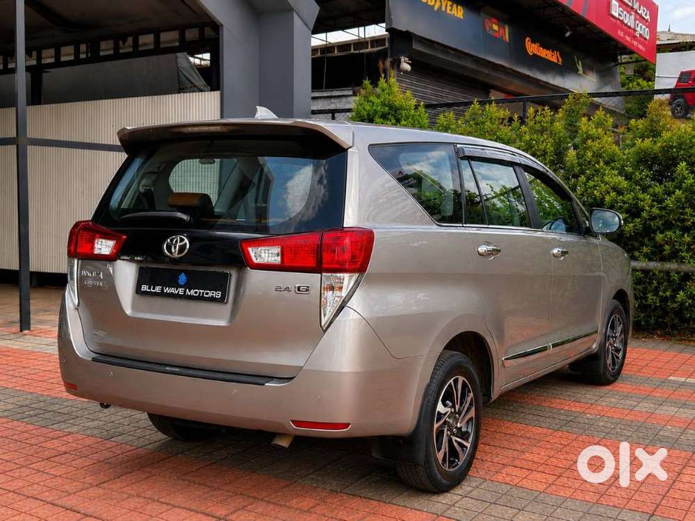 Toyota Innova Crysta 2.4 G Mt 7 Str, 2024, Diesel